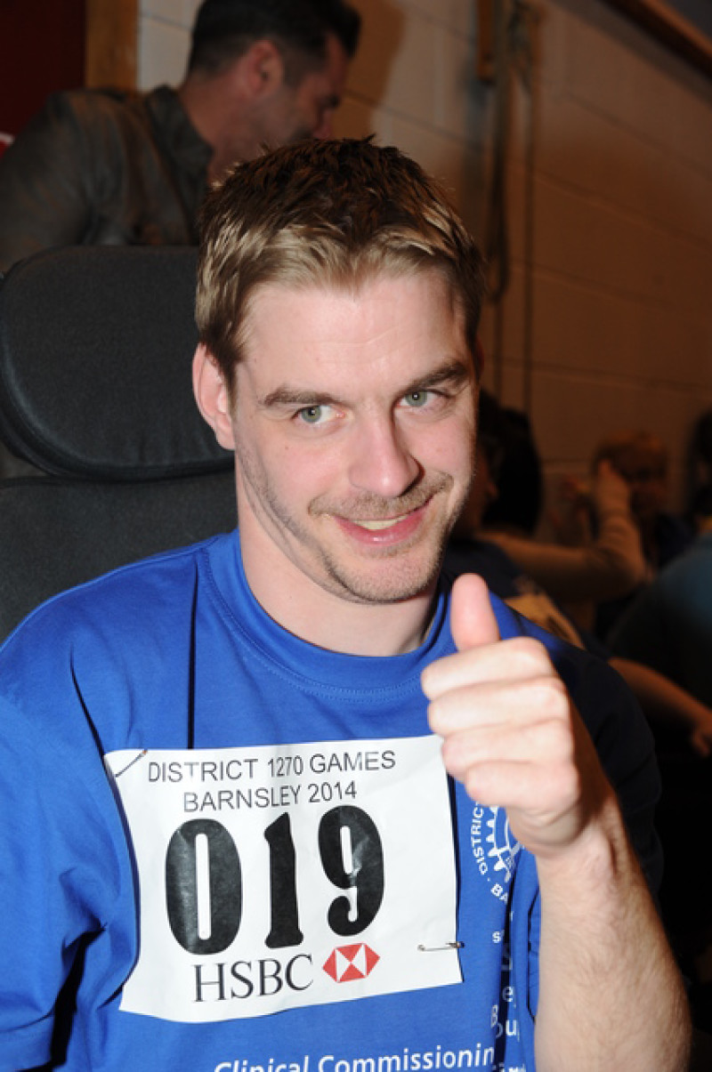 Main image for Man raises £200 with sponsored swim