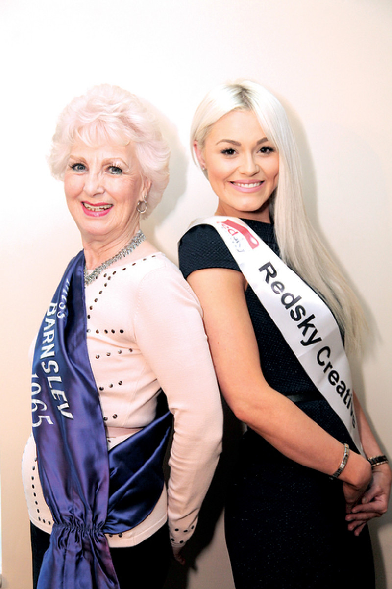 Main image for Beauty contest tradition runs in the family