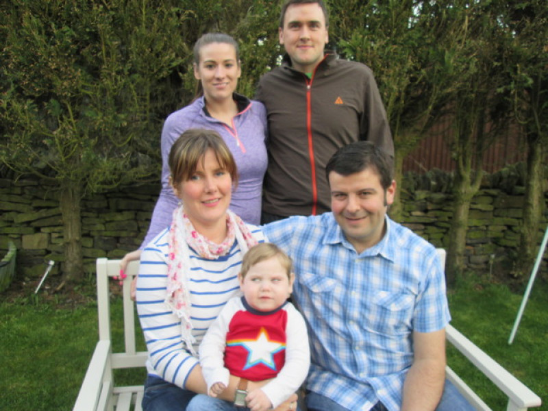 Main image for Marathon run to help Thurgoland tot