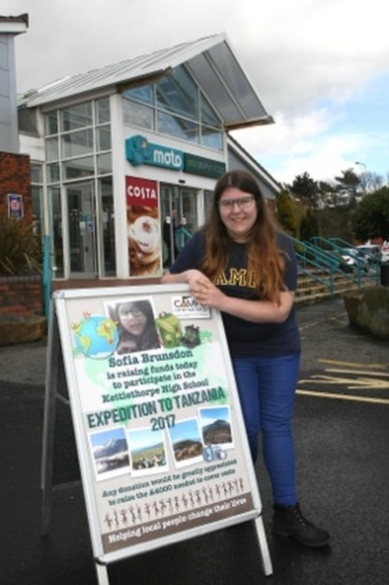 Main image for Schoolgirl fundraising for Tanzania trip
