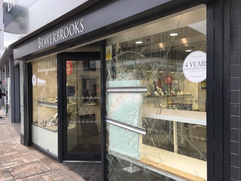 Main image for Gang in jeweller’s shop raid