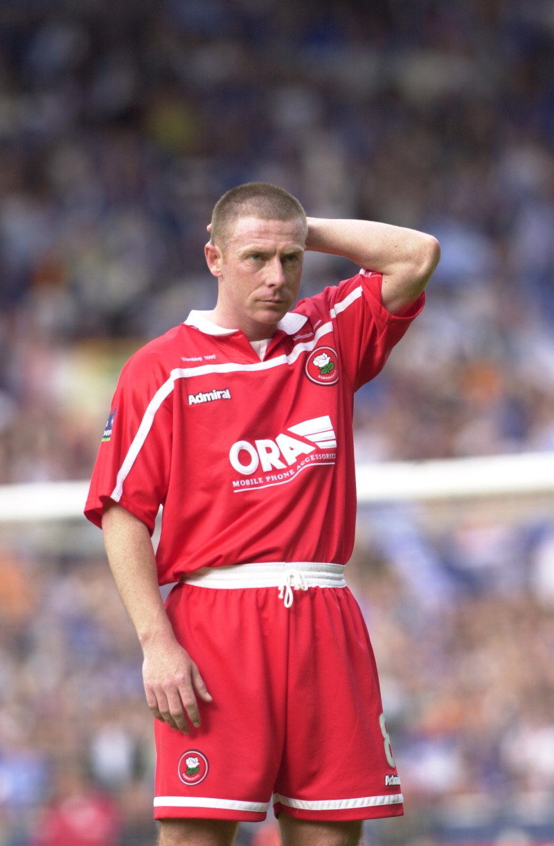 Main image for Hignett backs Woodrow to pass 2000 tally and keep Reds up