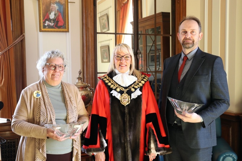 Main image for Retiring councillors’ service praised