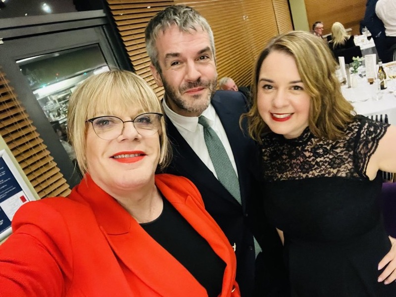 Main image for Eddie Izzard stops off in town