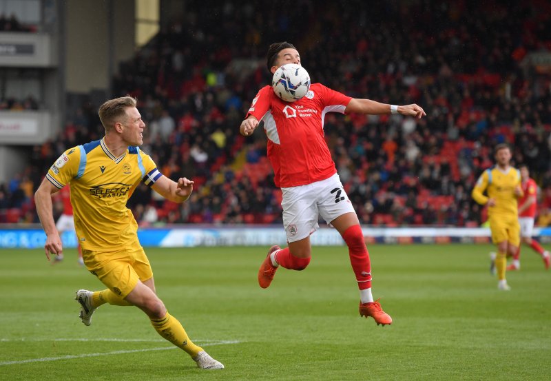 Main image for Reds stay 5 points adrift after late leveller