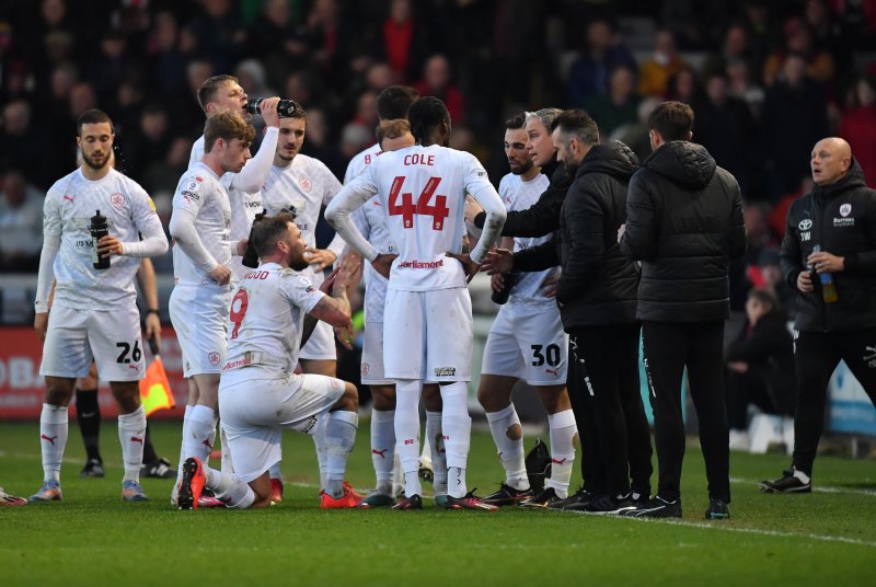 Main image for Duff praises players for top 6 and not giving up on top 2