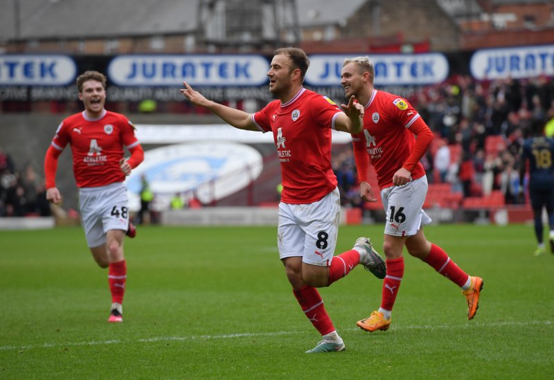 Main image for Kane wants more goals in promotion run-in