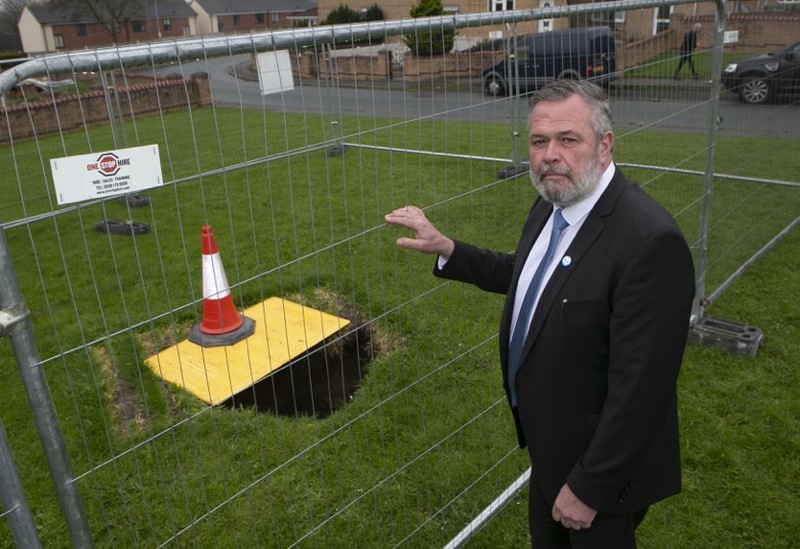 Sinking Feeling: A possible sink hole caused by collapsed drains is causing concerns for a local councillor, Coun Dave White say’s the hole is 3mtr deep and growing. Picture Shaun Colborn PD092050