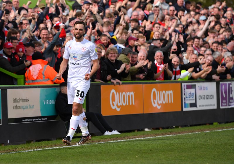 Main image for Phillips happy with 11 goals but wants to keep scoring