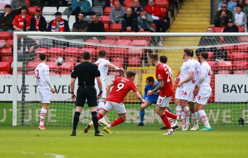 Main image for Away runs ends with loss at Charlton