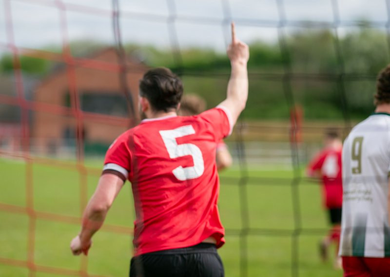 Main image for Wombwell Town beat Worsbrough 5-0