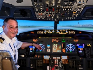 Main image for Fearful flyers urged to reach for the sky