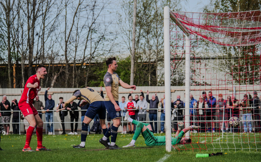 Main image for Wombwell Town to host neighbours Dearne in ‘humdinger’ play-off final