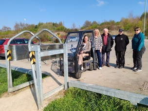 ACCESS IMPROVEMENTS: Coun Caroline Makinson is pictured with visitors at Rabbit Ings.