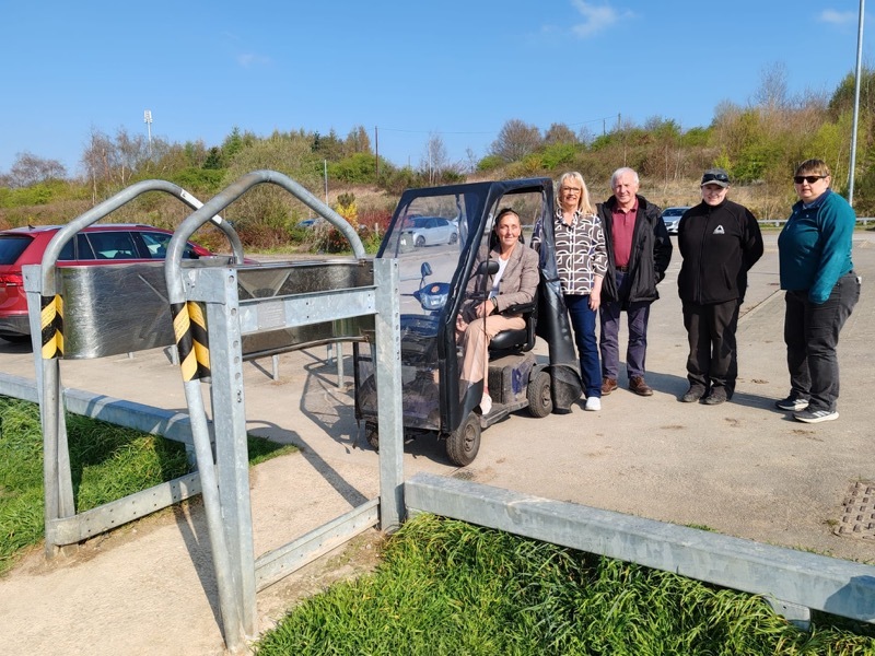 ACCESS IMPROVEMENTS: Coun Caroline Makinson is pictured with visitors at Rabbit Ings.
