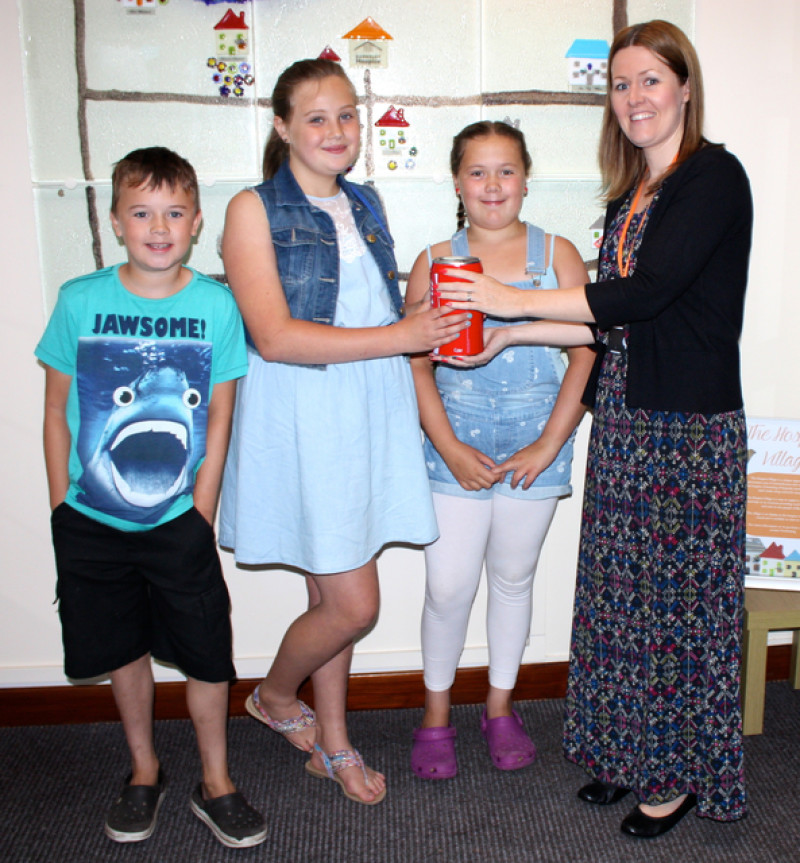 Main image for Youngsters spend six-week holidays raising money for hospice
