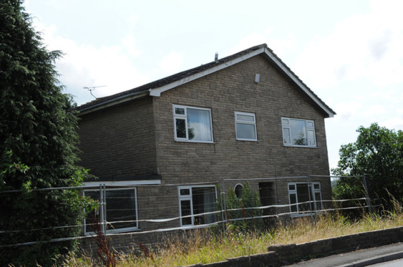 Main image for Fears over 'leaning house'