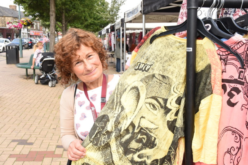 Main image for Fashion hits the High Street in Wombwell