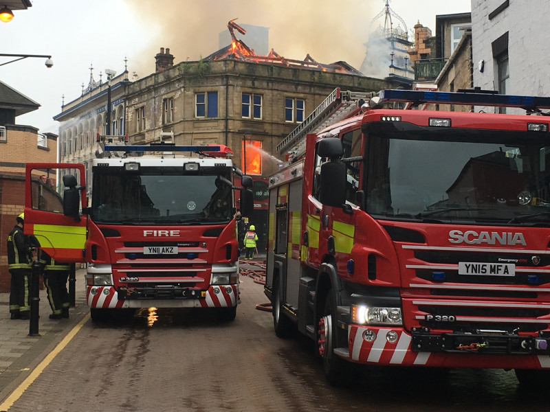 Main image for Blaze destroys landmark town centre building