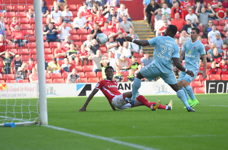 Main image for Reds thrash Sunderland at Oakwell
