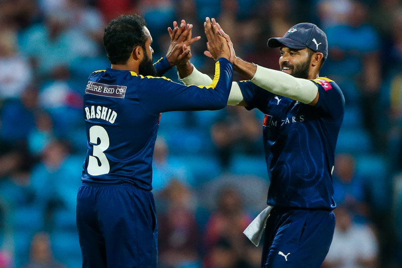 Main image for Rafiq dedicates 100th Twenty20 wicket to son after tragic loss