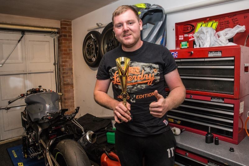 Main image for Determined Connor rides off the bruises for his first trophy