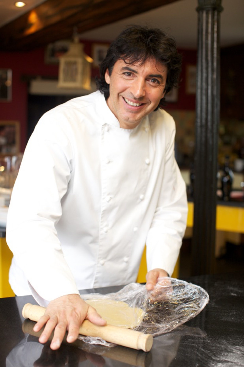 Main image for Star chef vows to back ‘inspiring’ father of two Ti