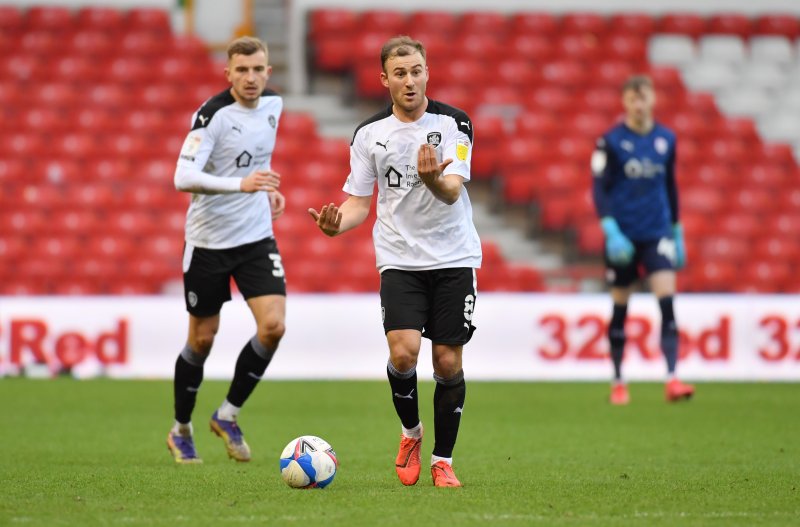 Main image for Cadden hurts other calf, Kane and Helik 'very close'