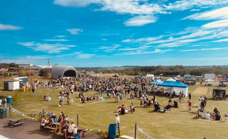 Main image for 2,500 turn up for Honey’s festival