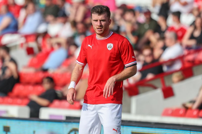 Main image for Cadden 'hopefully in contention', Kane getting closer