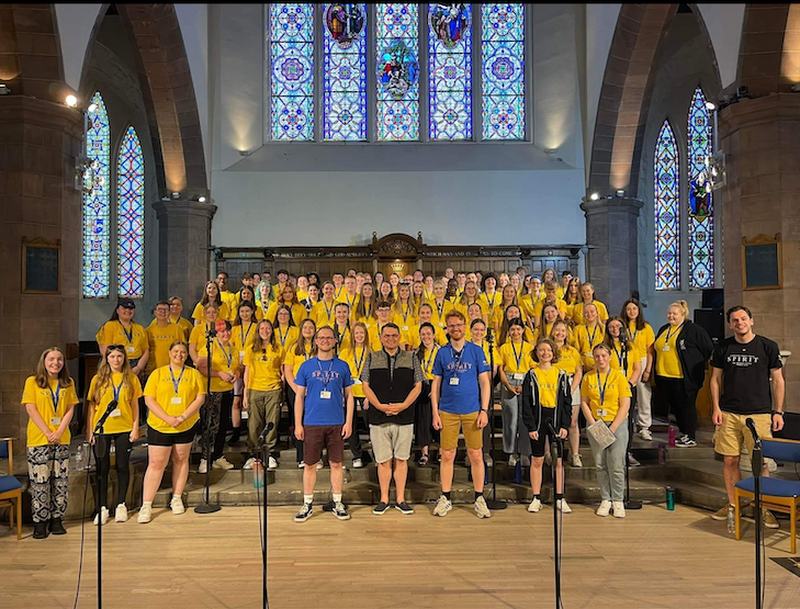 Main image for Choir’s performances bag top reviews