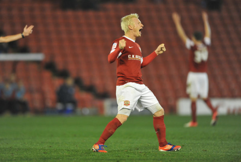 Main image for Perkins moves to Barnsley in bid to stop injuries