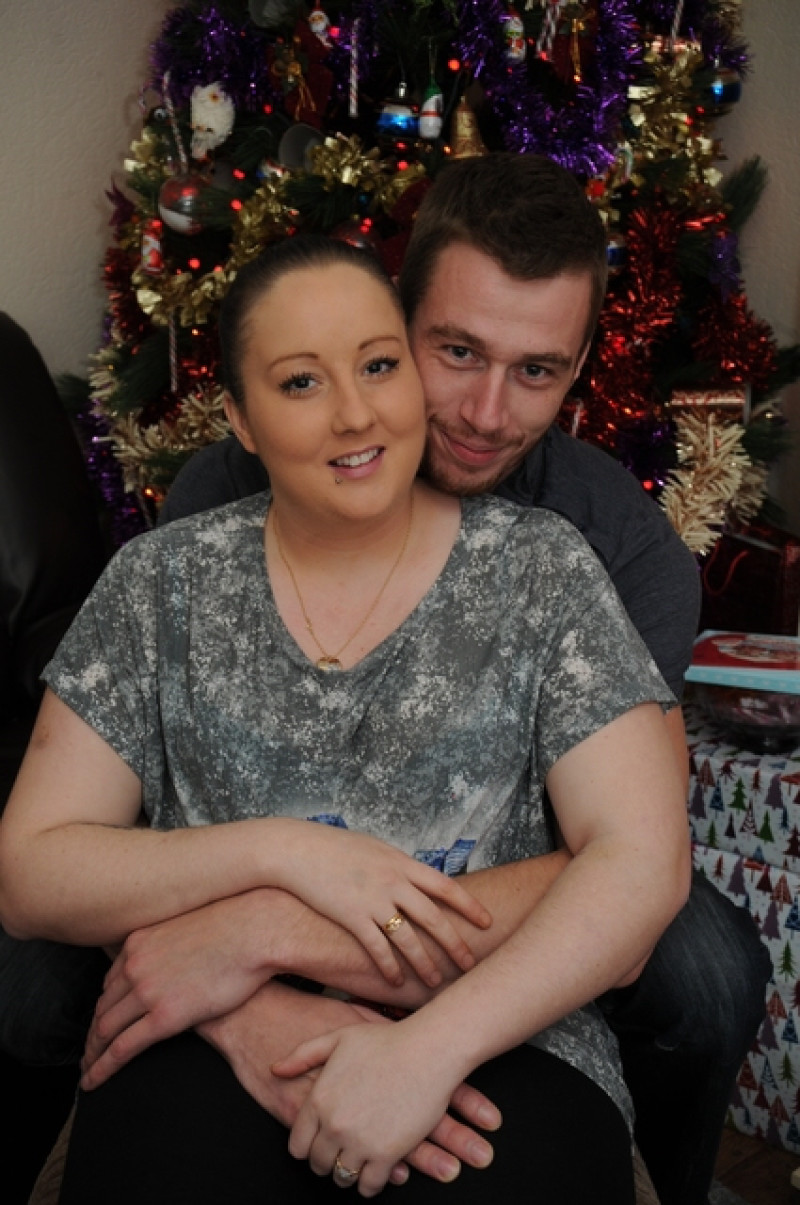 Main image for Bride Jamie Lea vows to walk on wedding day