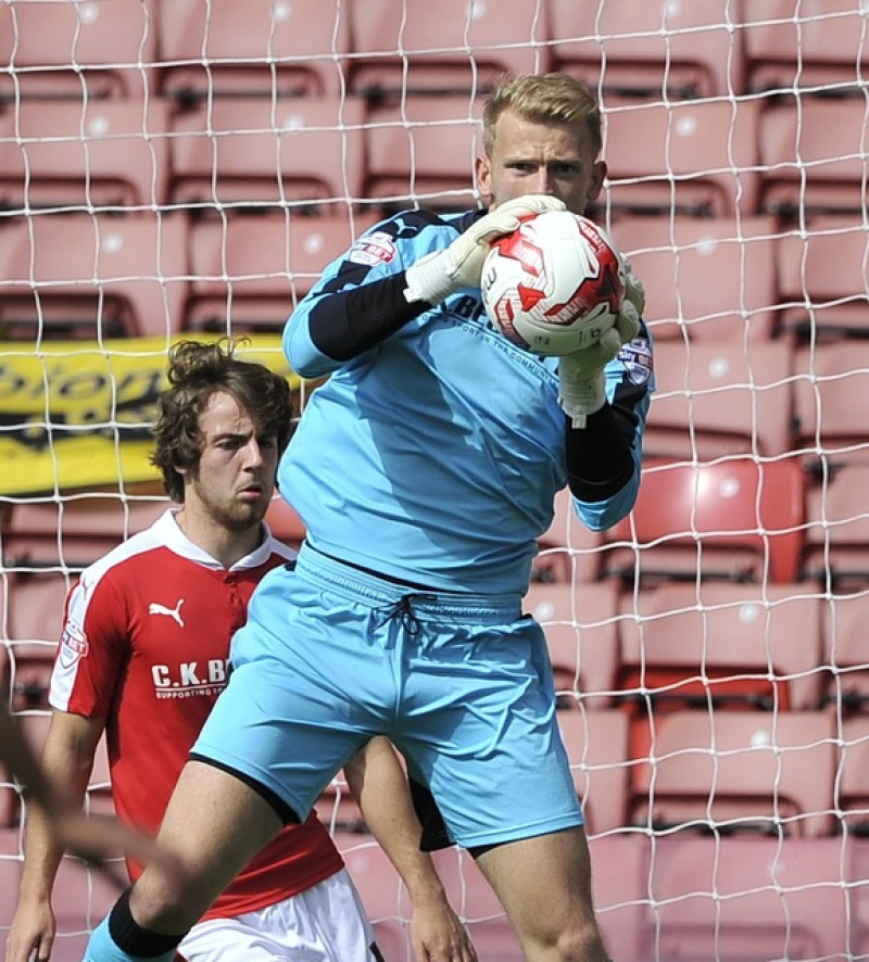 Main image for Davies hunts his first clean sheet since August