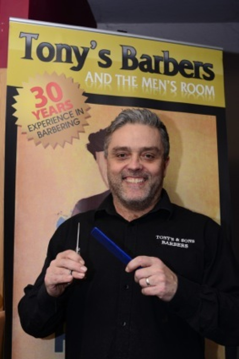 Main image for Barber offers cuts and shaves for cancer patients