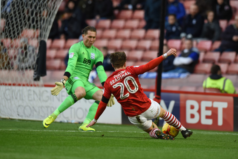 Main image for Ten man Reds claim point