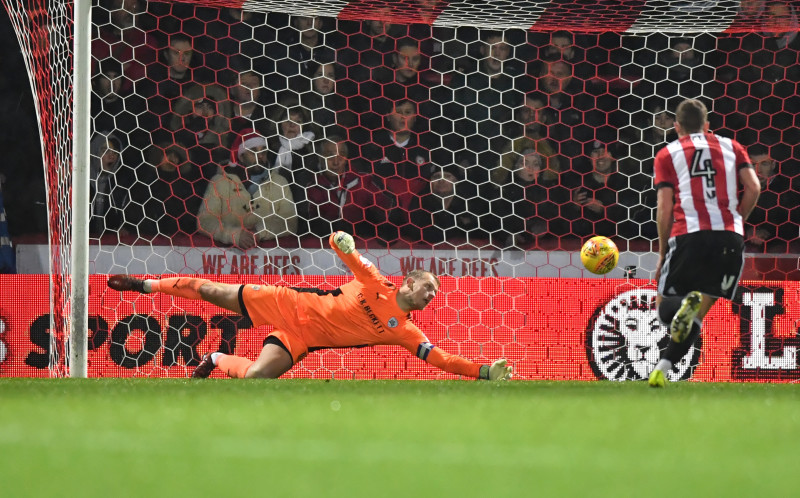 Main image for Barnsley end losing run with draw at Brentford