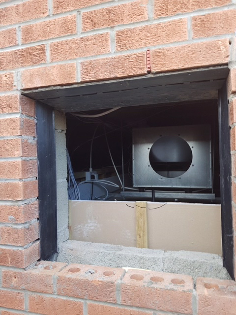 Main image for Break in at new pizza shop