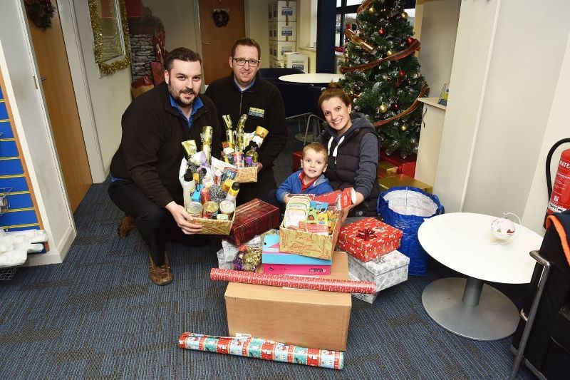 Main image for Shoebox appeal mum ‘blown away’ by generosity