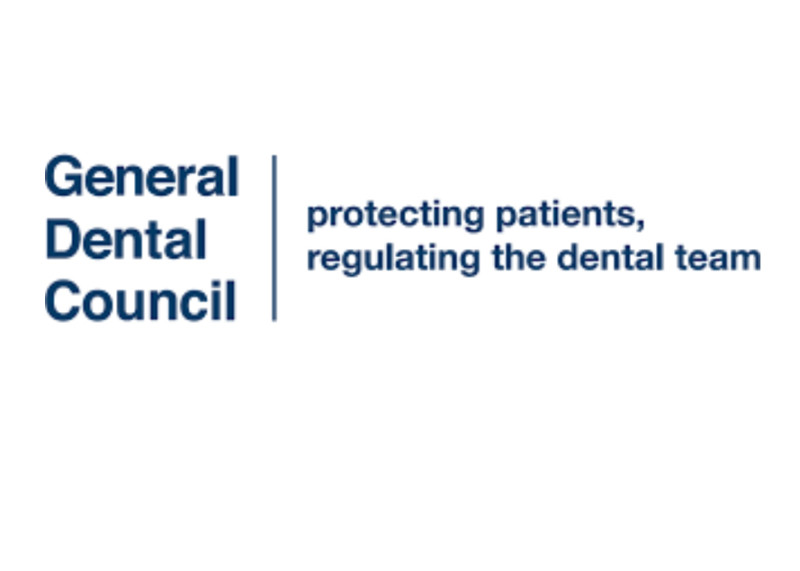 Main image for Dentist allowed to carry on after ‘dishonesty’