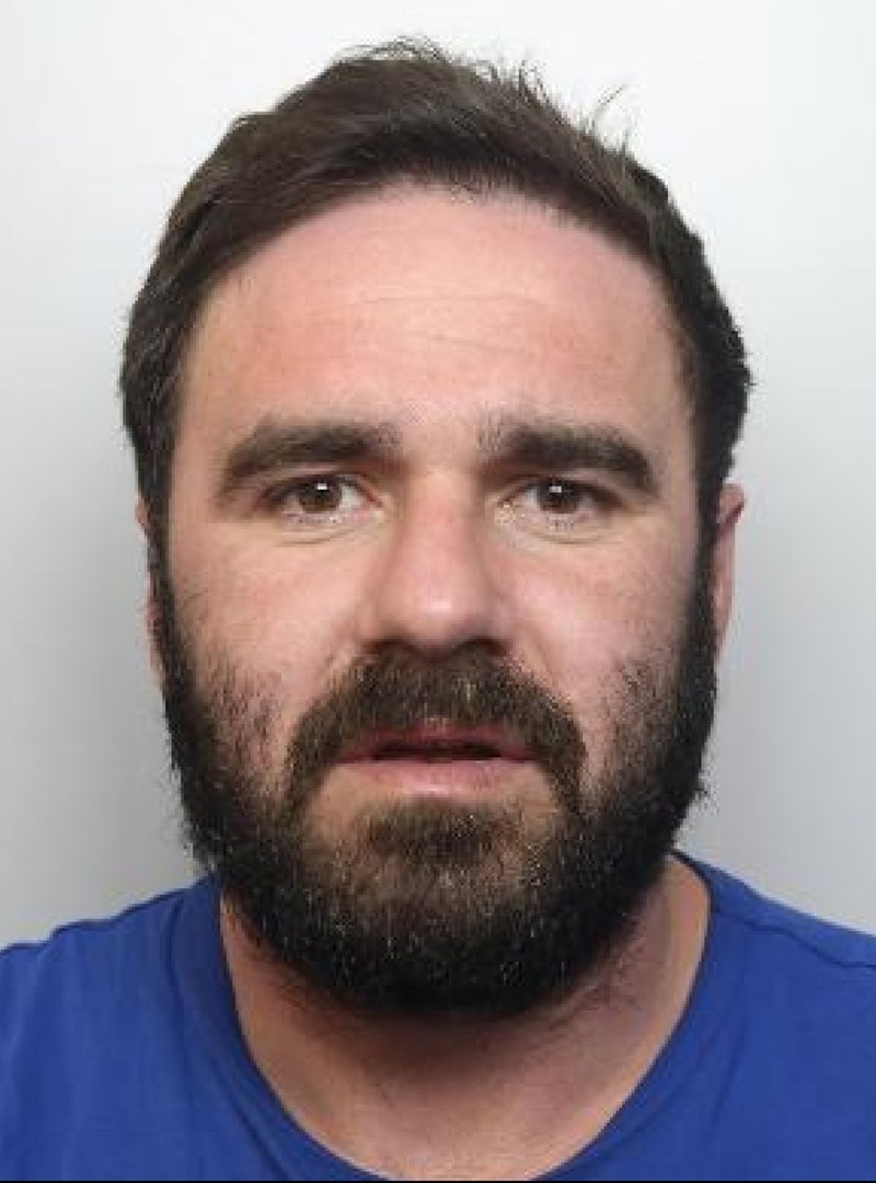 Main image for Bogus gardener who tricked elderly is sentenced