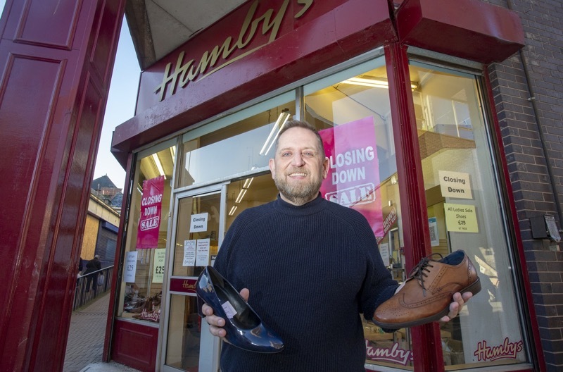 Main image for 60-year-old shop to close