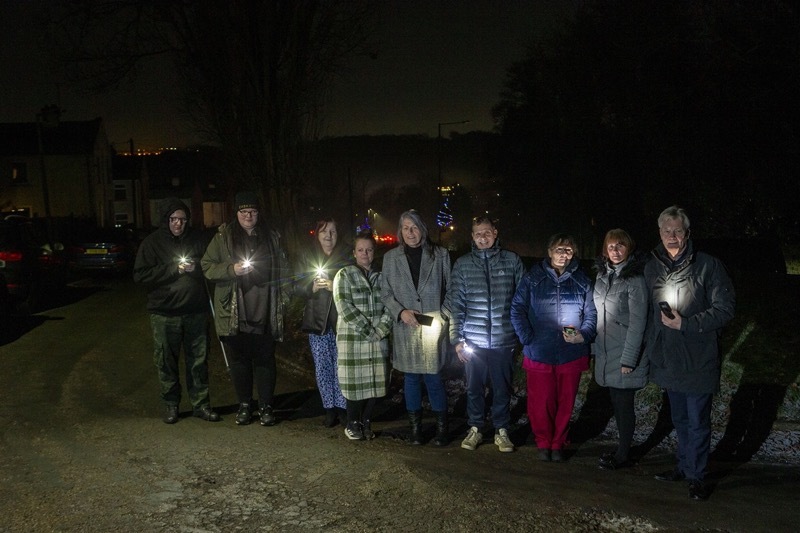 Main image for In-the-dark residents call for action