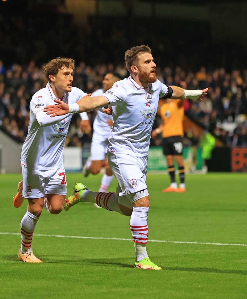 Main image for Styles and Cadden close to return from injury