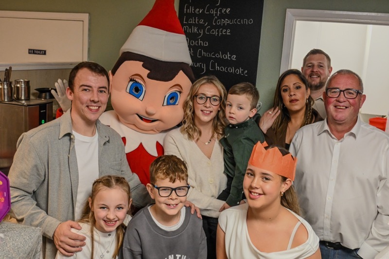 SUPPORT: Robyn Thomson with her family and friends.