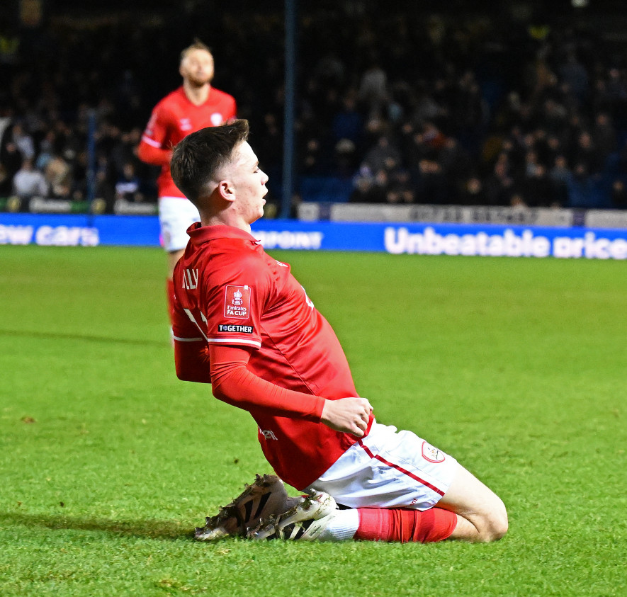Main image for Kelly targets double figures for goals in attacking midfield role