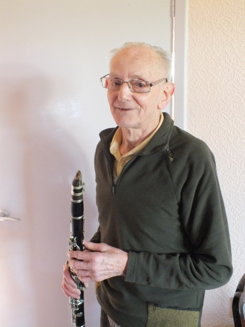 Main image for Born entertainer, 90, has no plans to stop playing