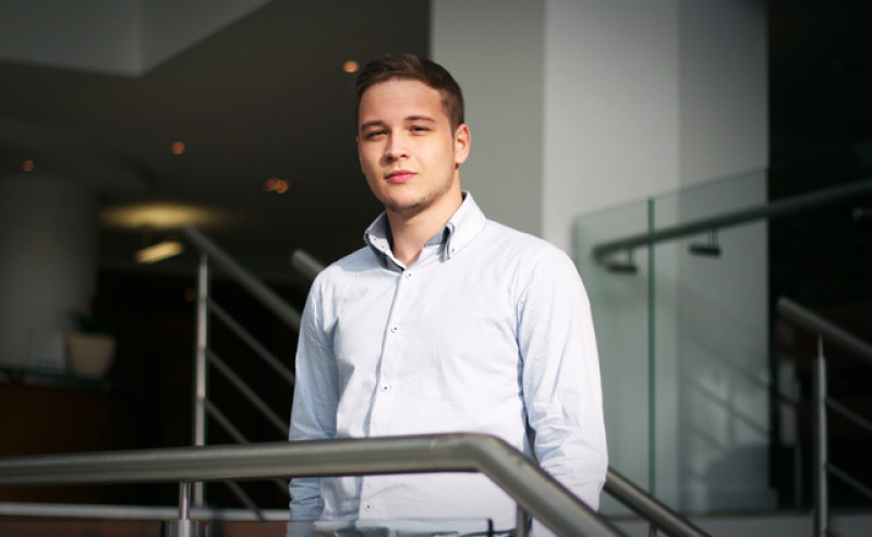 Main image for Young entrepreneur lands share of huge NHS deal