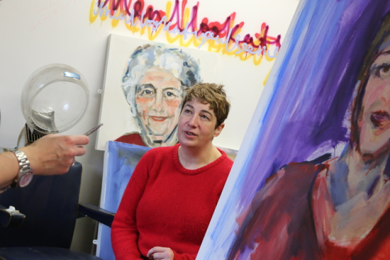 Main image for Famed author to be painted by Barnsley artist