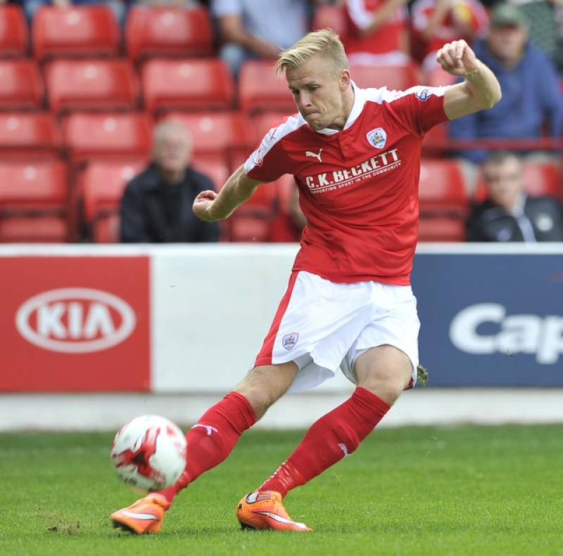 Main image for Roberts glad to be back with clean sheets